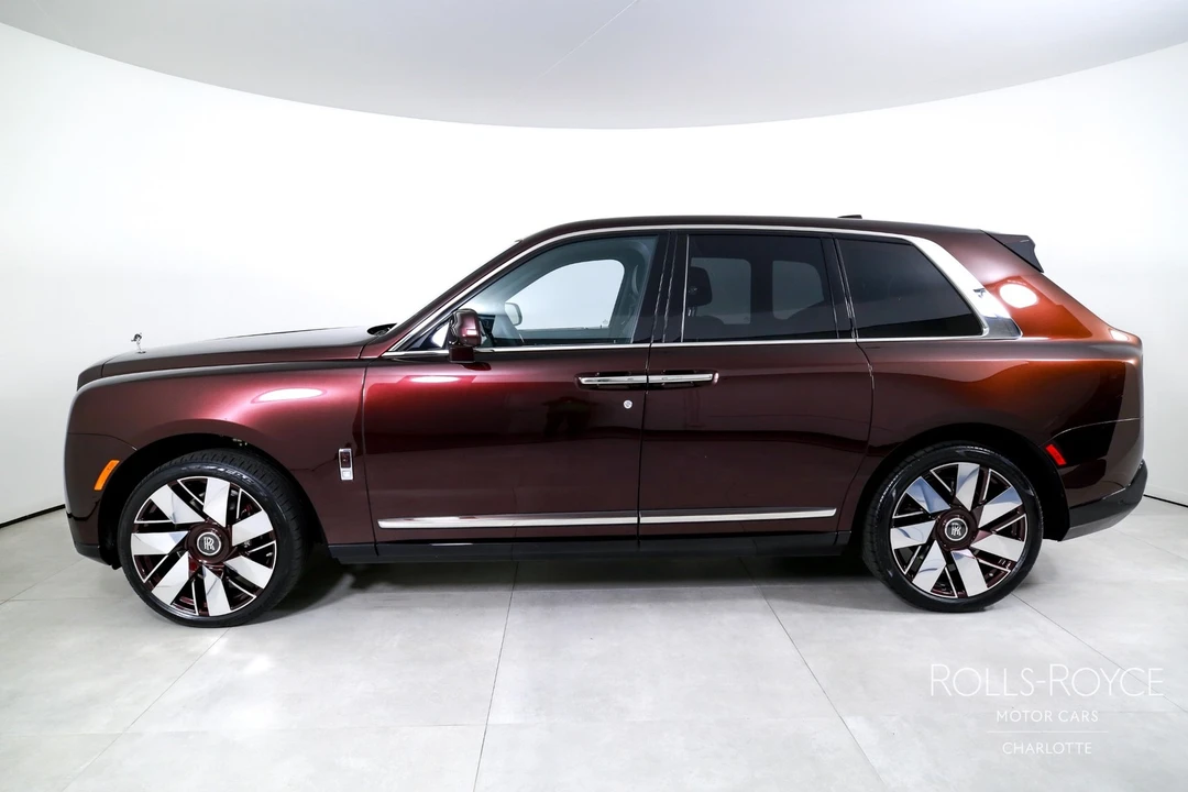 2025 Rolls-Royce Cullinan - Image 3 of 12