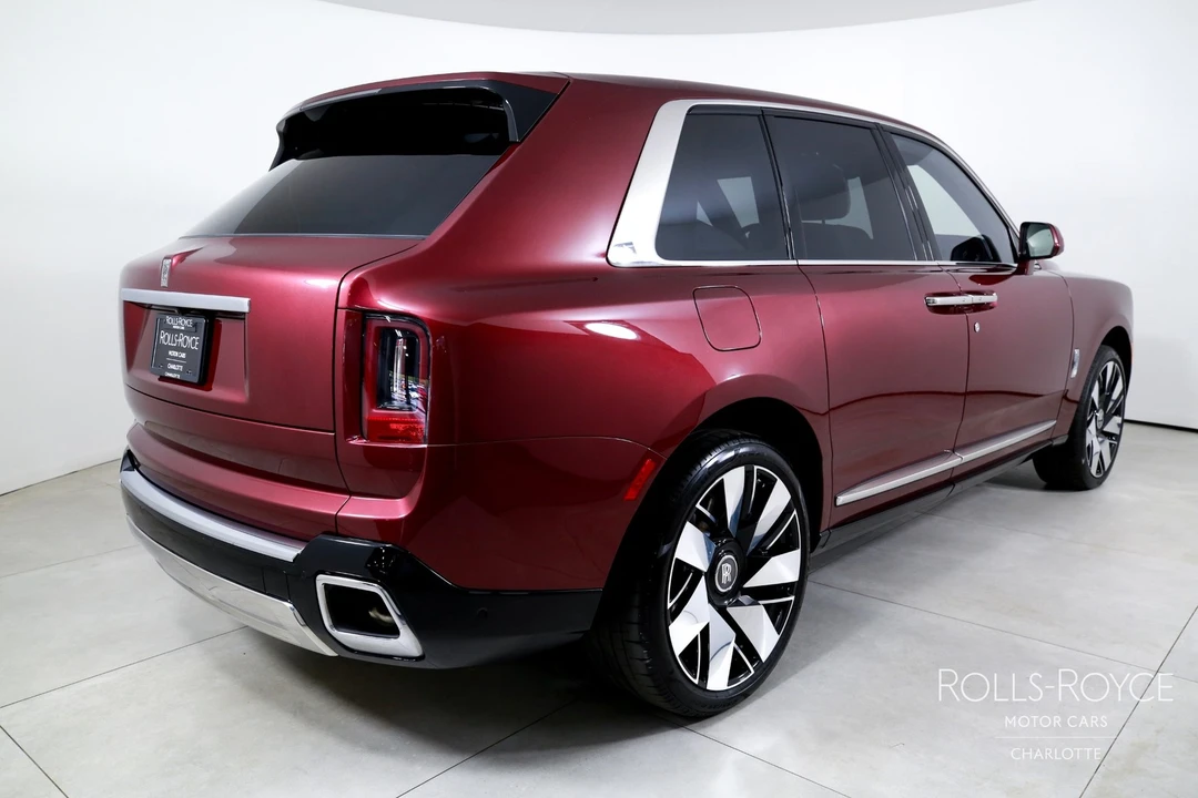 2025 Rolls-Royce Cullinan - Image 2 of 31