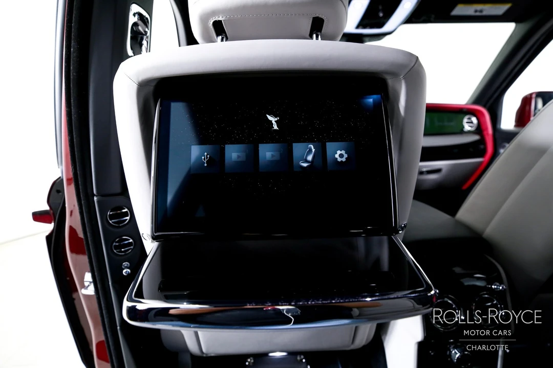 2025 Rolls-Royce Cullinan - Image 19 of 31