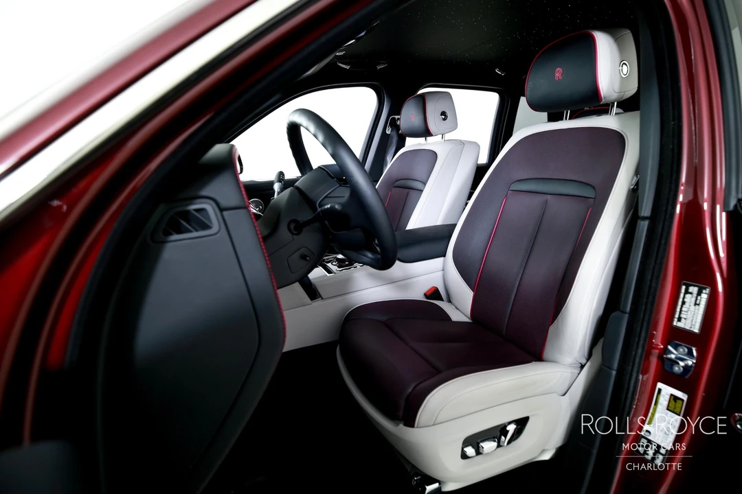 2025 Rolls-Royce Cullinan - Image 13 of 31