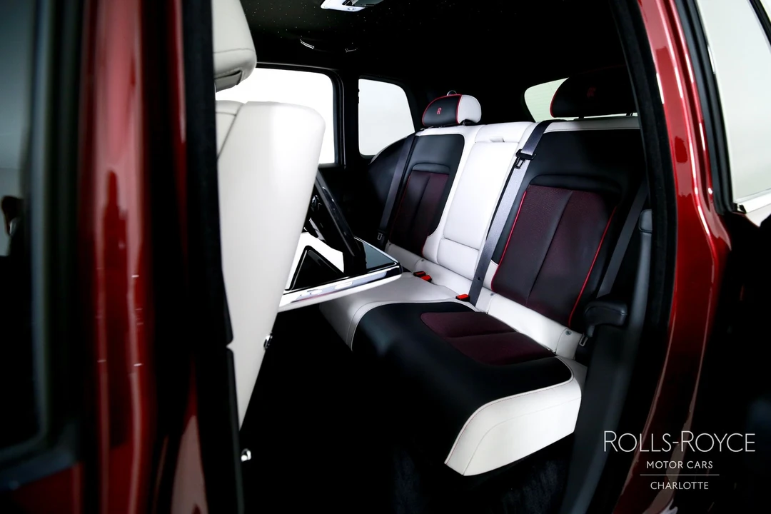 2025 Rolls-Royce Cullinan - Image 18 of 31