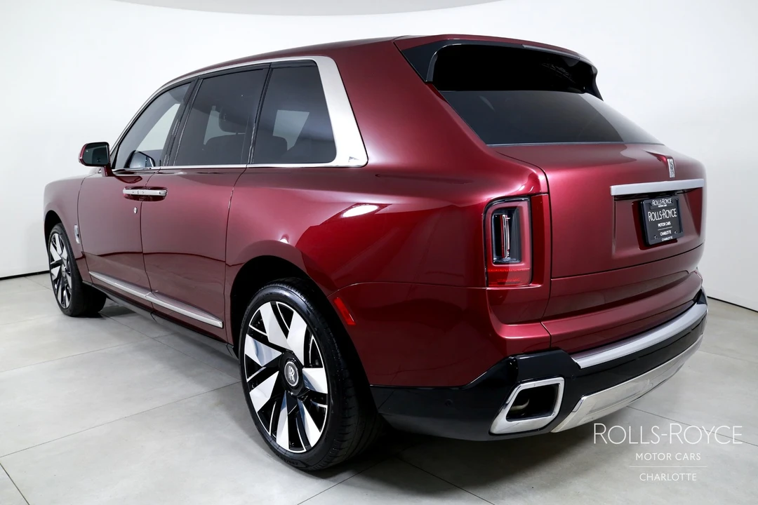 2025 Rolls-Royce Cullinan - Image 8 of 12