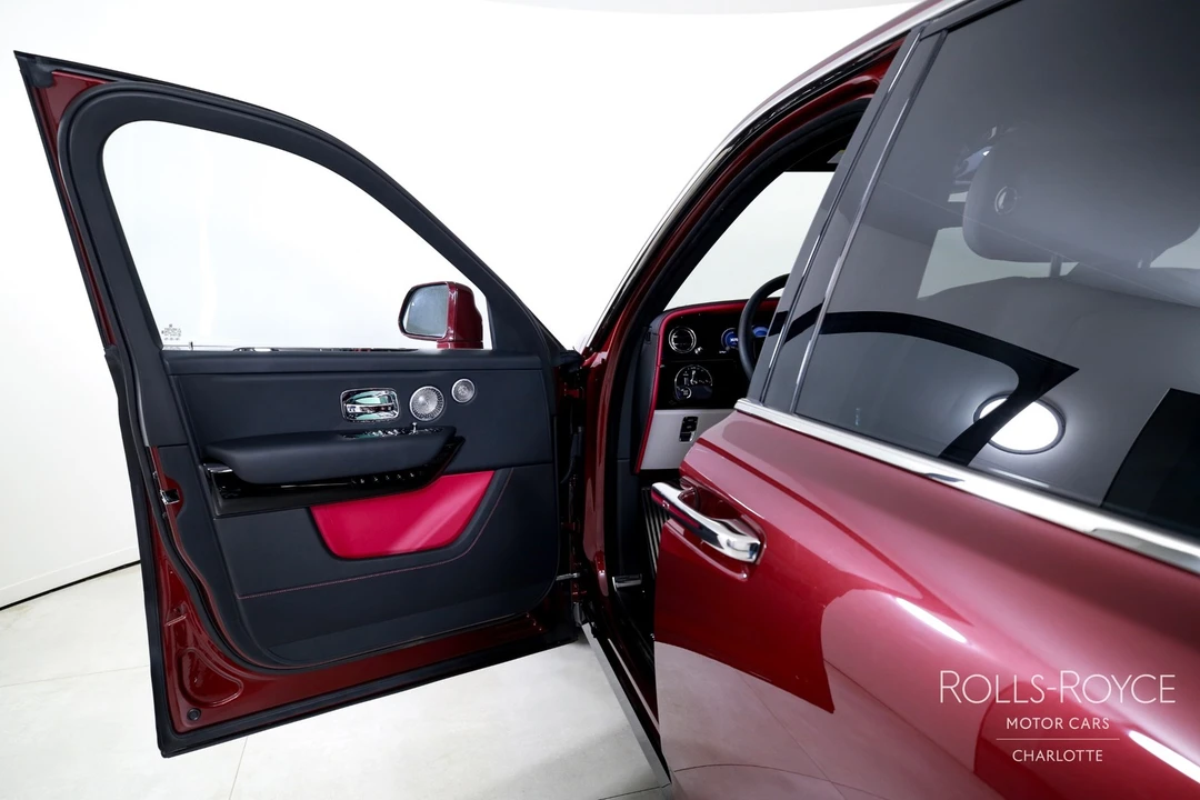 2025 Rolls-Royce Cullinan - Image 11 of 12