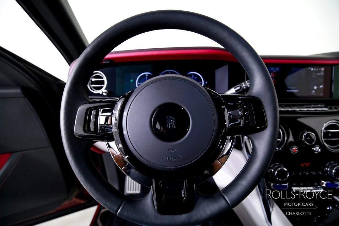 2025 Rolls-Royce Cullinan - Image 14 of 31