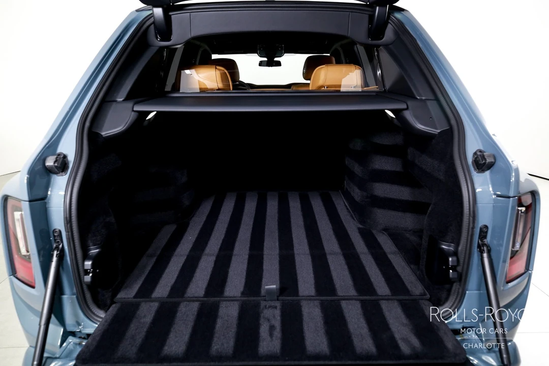 2025 Rolls-Royce Cullinan - Image 26 of 31