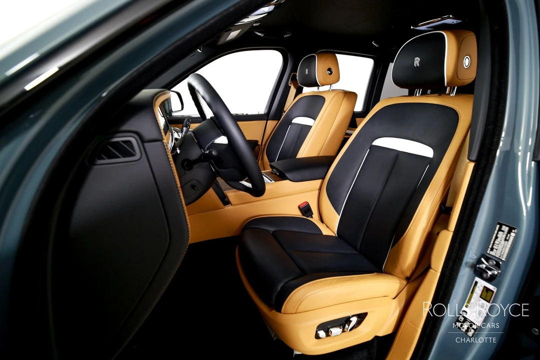2025 Rolls-Royce Cullinan - Image 12 of 21
