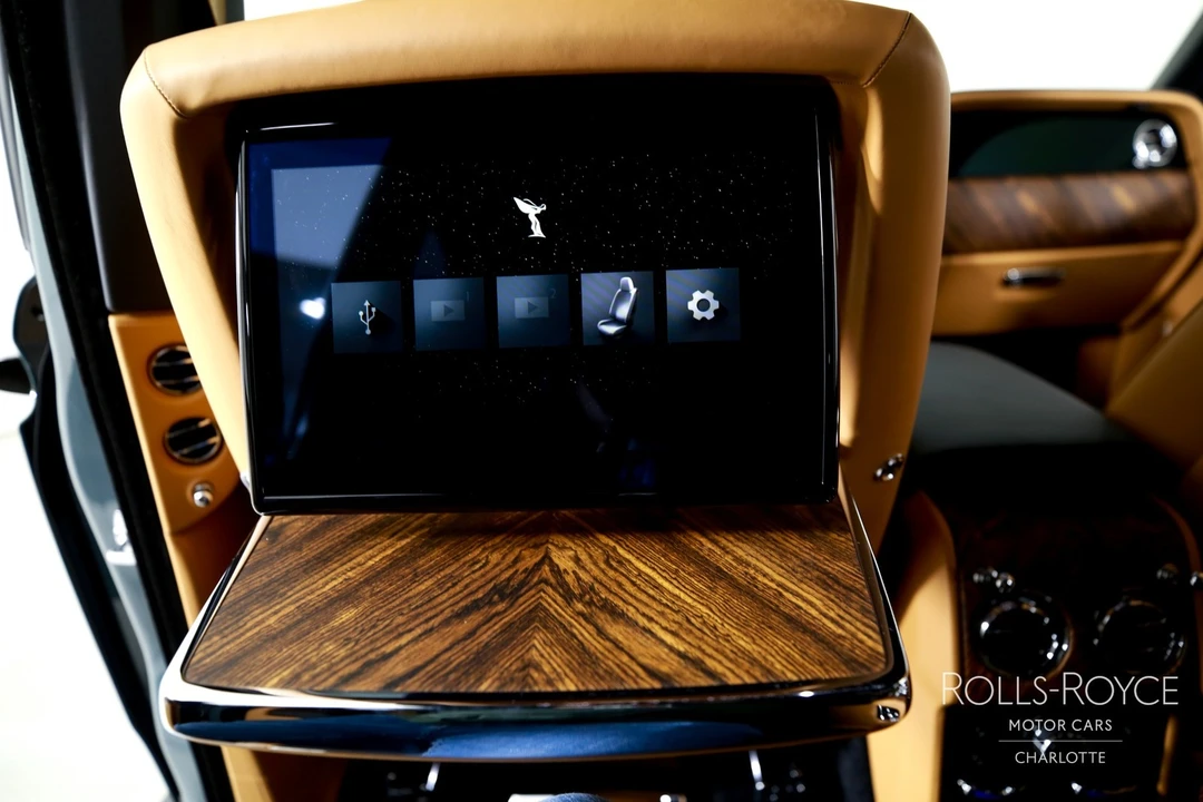 2025 Rolls-Royce Cullinan - Image 20 of 21