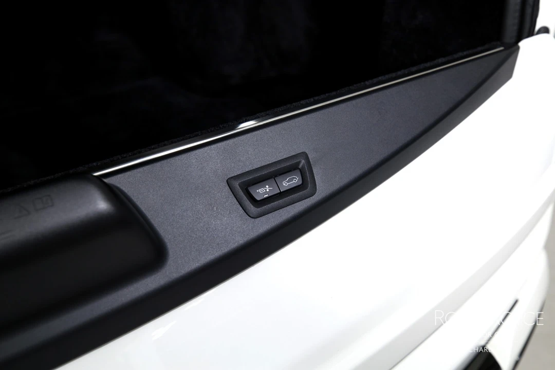 2025 Rolls-Royce Cullinan - Image 25 of 31