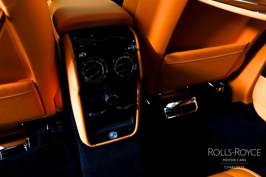 2025 Rolls-Royce Cullinan - Image 21 of 31