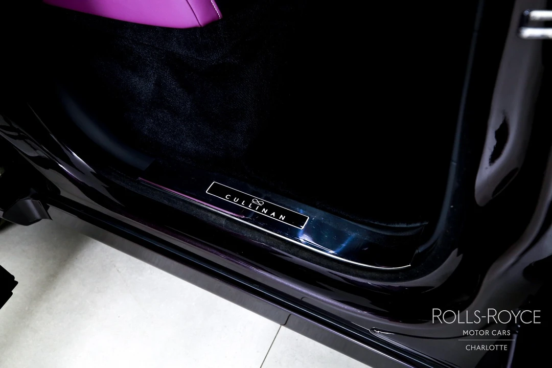 2025 Rolls-Royce Cullinan - Image 25 of 31