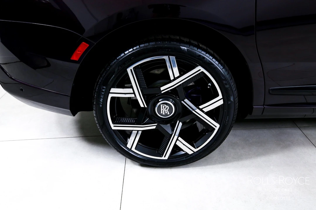 2025 Rolls-Royce Cullinan - Image 31 of 31