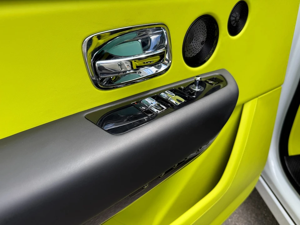 2025 Rolls-Royce Cullinan - Image 26 of 31