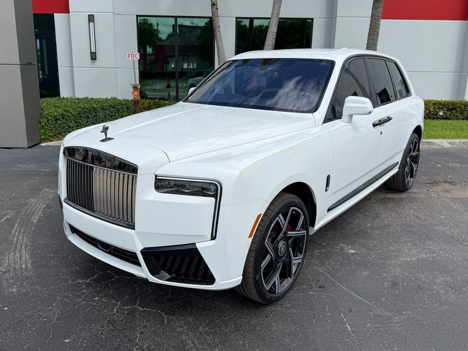 2025 Rolls-Royce Cullinan - Image 9 of 31