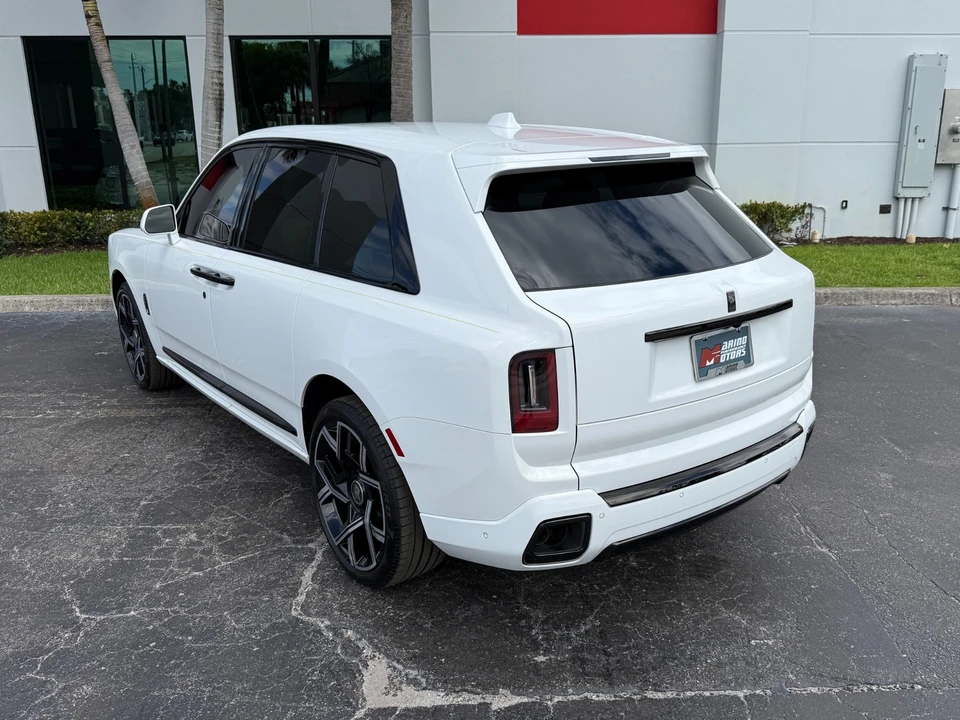 2025 Rolls-Royce Cullinan - Image 15 of 31