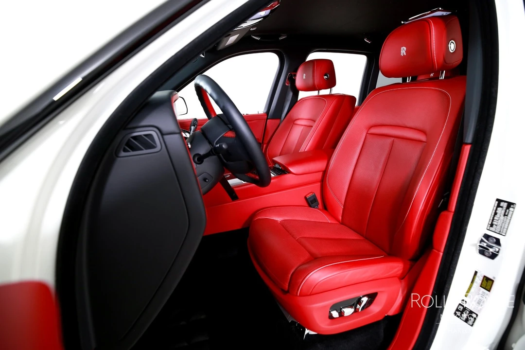 2025 Rolls-Royce Cullinan - Image 13 of 31