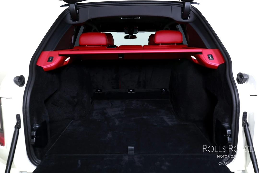 2025 Rolls-Royce Cullinan - Image 24 of 31