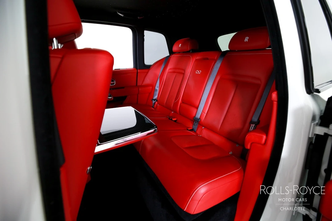 2025 Rolls-Royce Cullinan - Image 19 of 31