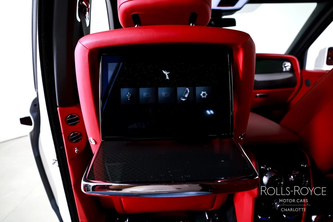 2025 Rolls-Royce Cullinan - Image 21 of 31