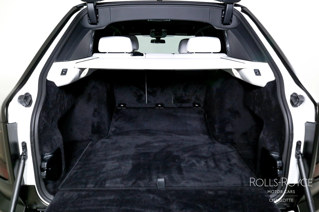 2025 Rolls-Royce Cullinan - Image 22 of 31