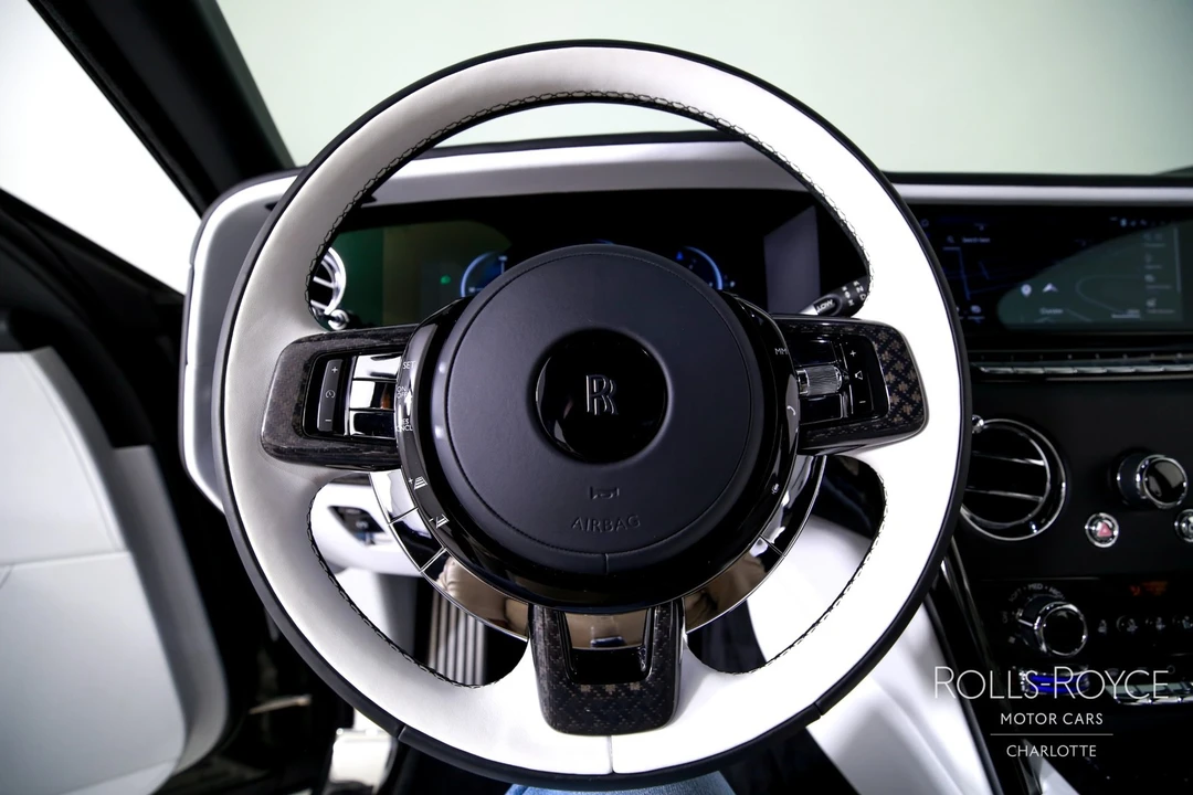 2025 Rolls-Royce Cullinan - Image 14 of 31