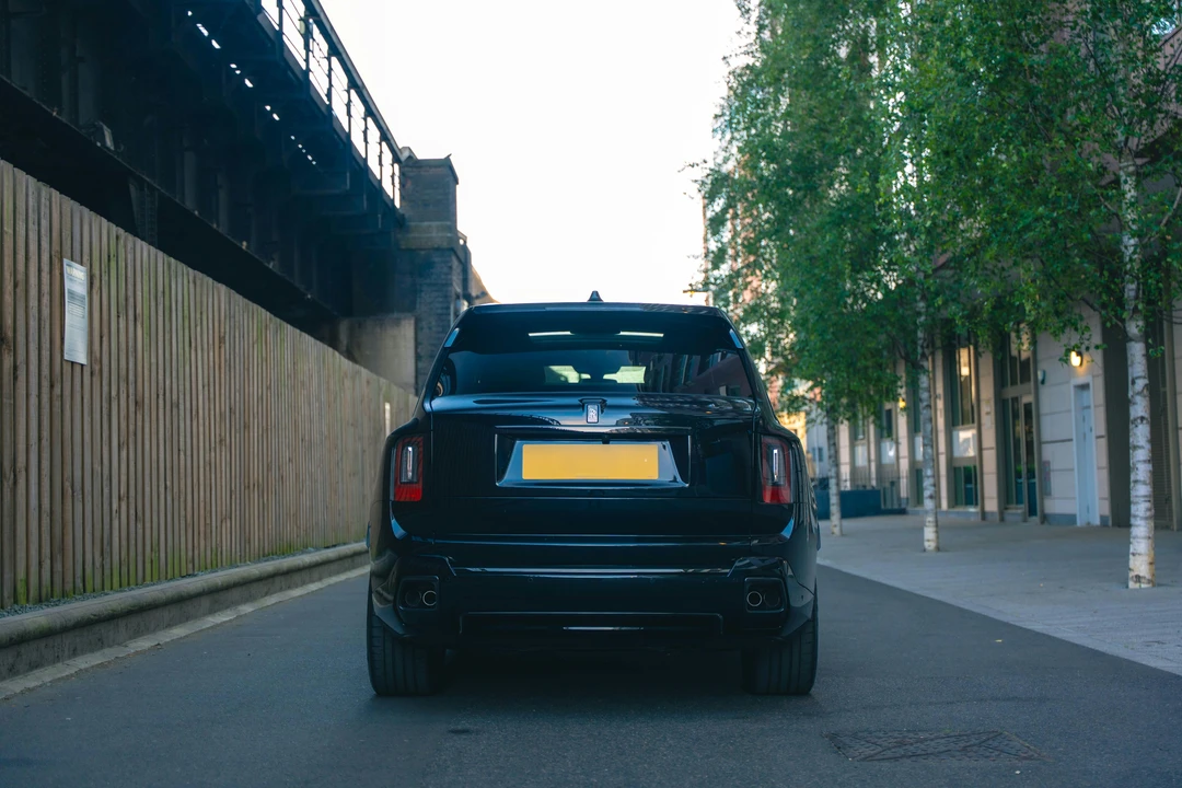 2025 Rolls-Royce Cullinan Black Badge - Image 14 of 21