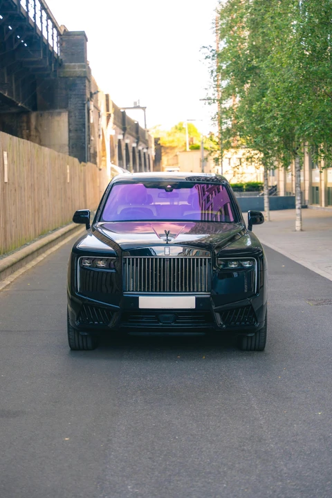 2025 Rolls-Royce Cullinan Black Badge - Image 19 of 21