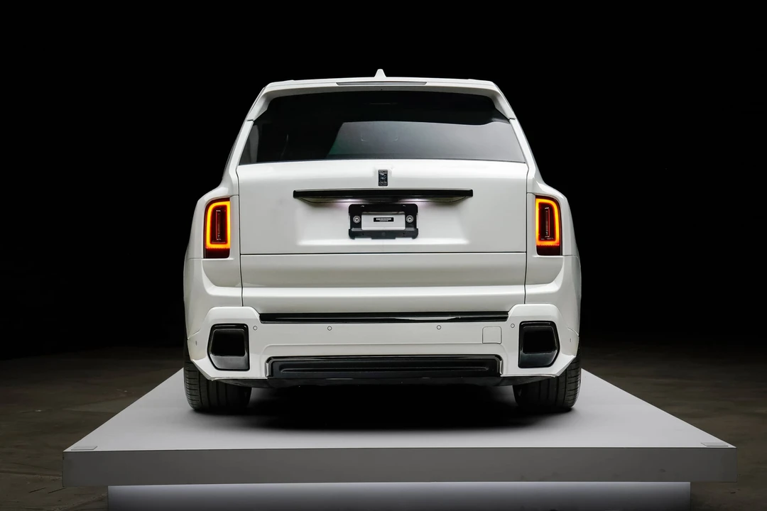 2025 Rolls-Royce Cullinan Black Badge - Image 21 of 31