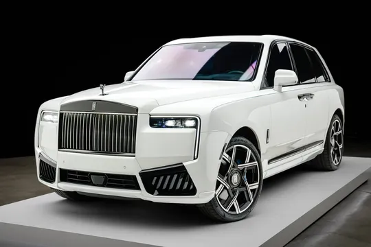 2025 Rolls-Royce Cullinan Series II Black Badge