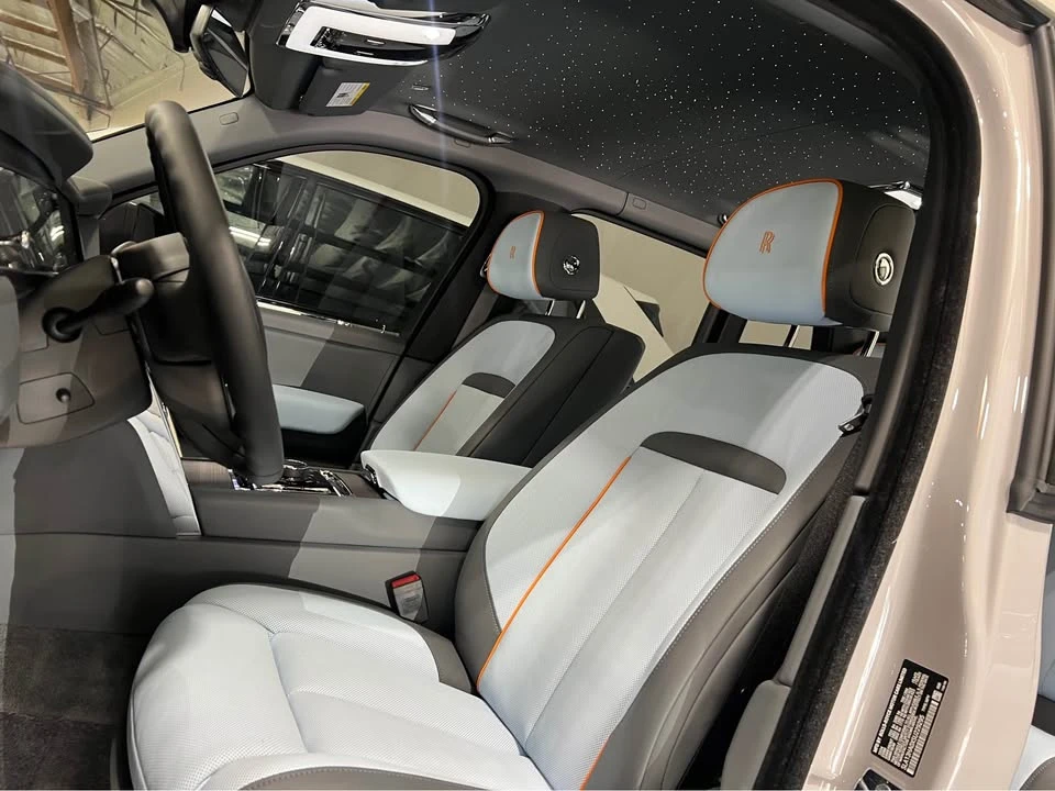2025 Rolls-Royce Cullinan - Image 7 of 10