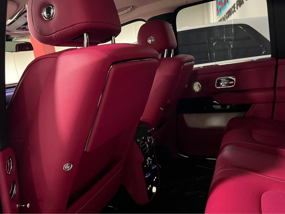 2025 Rolls-Royce Cullinan - Image 12 of 15