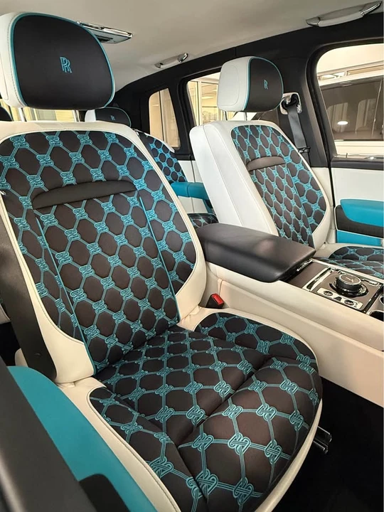 2025 Rolls-Royce Cullinan - Image 6 of 12