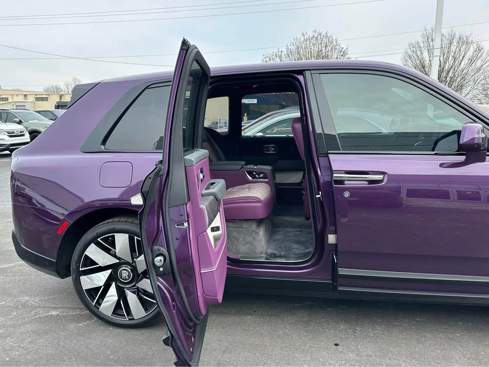2025 Rolls-Royce Cullinan - Image 8 of 9
