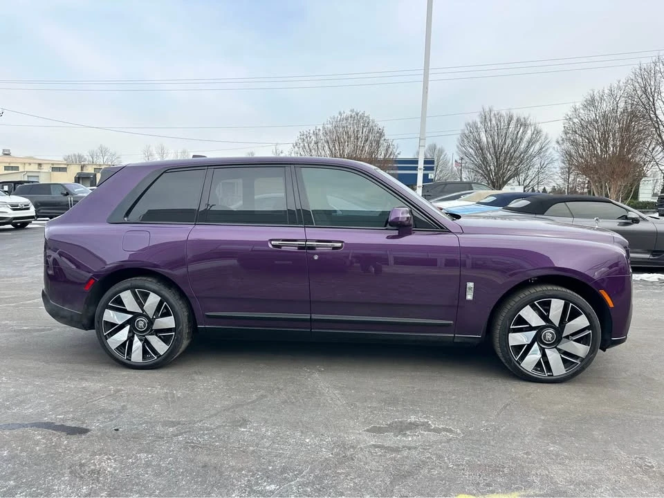 2025 Rolls-Royce Cullinan - Image 4 of 9