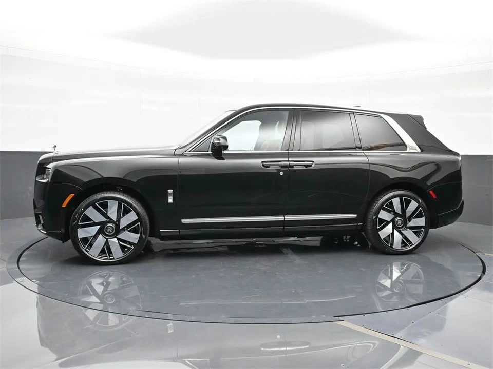 2025 Rolls-Royce Cullinan - Image 2 of 11