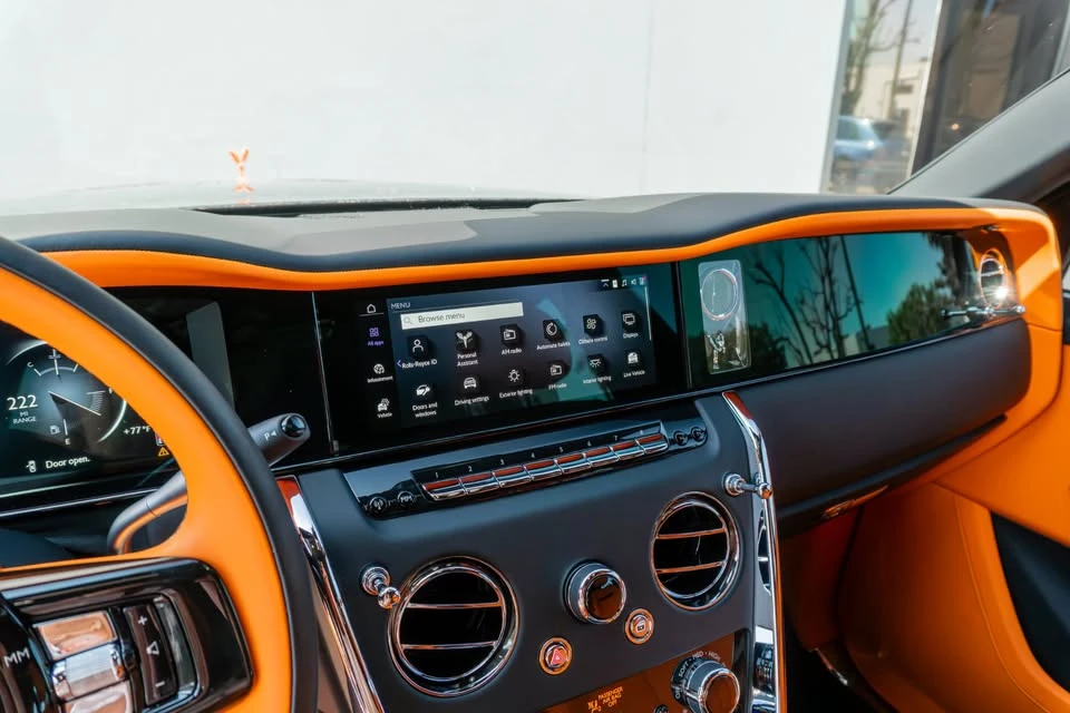2025 Rolls-Royce Cullinan - Image 20 of 21