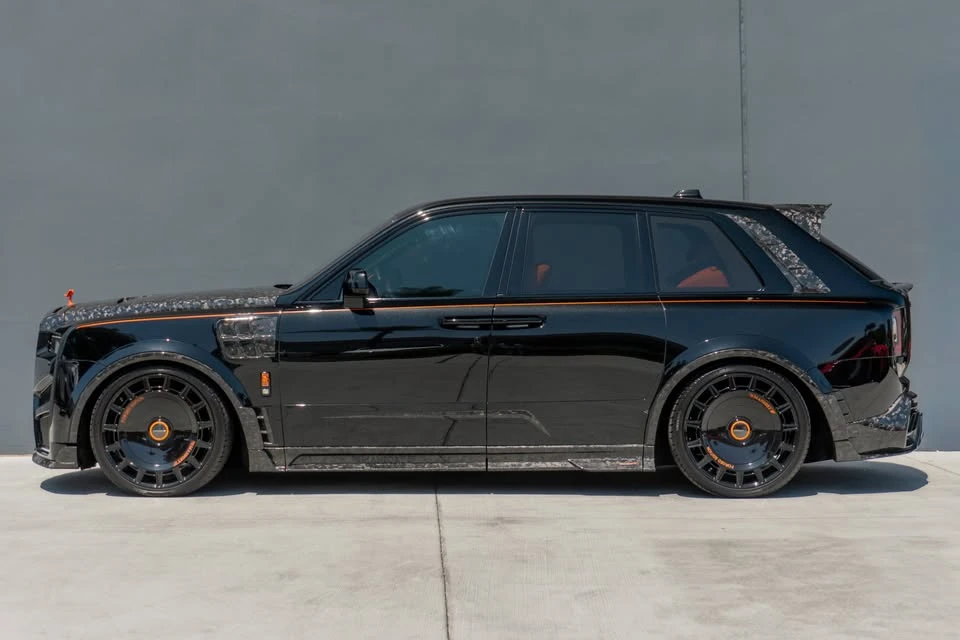 2025 Rolls-Royce Cullinan - Image 2 of 21
