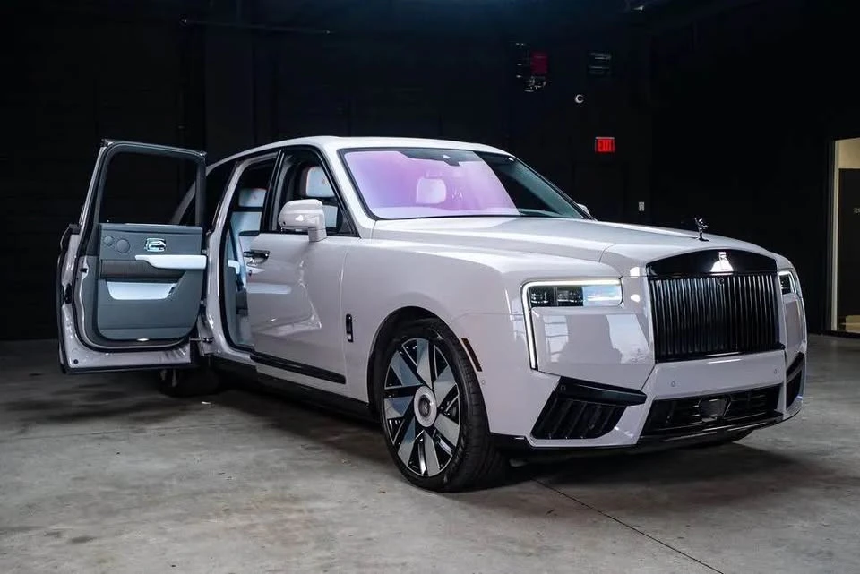 2025 Rolls-Royce Cullinan - Image 5 of 18