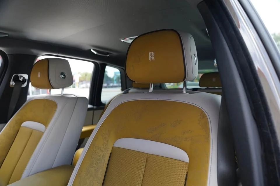2025 Rolls-Royce Cullinan - Image 11 of 20