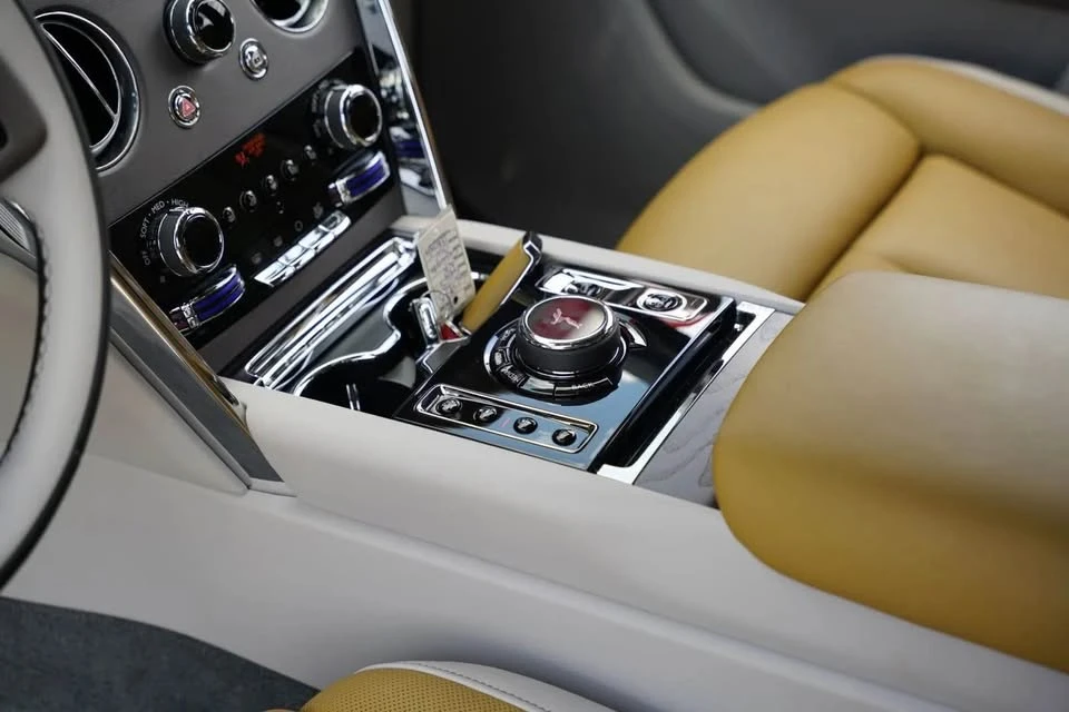 2025 Rolls-Royce Cullinan - Image 10 of 20