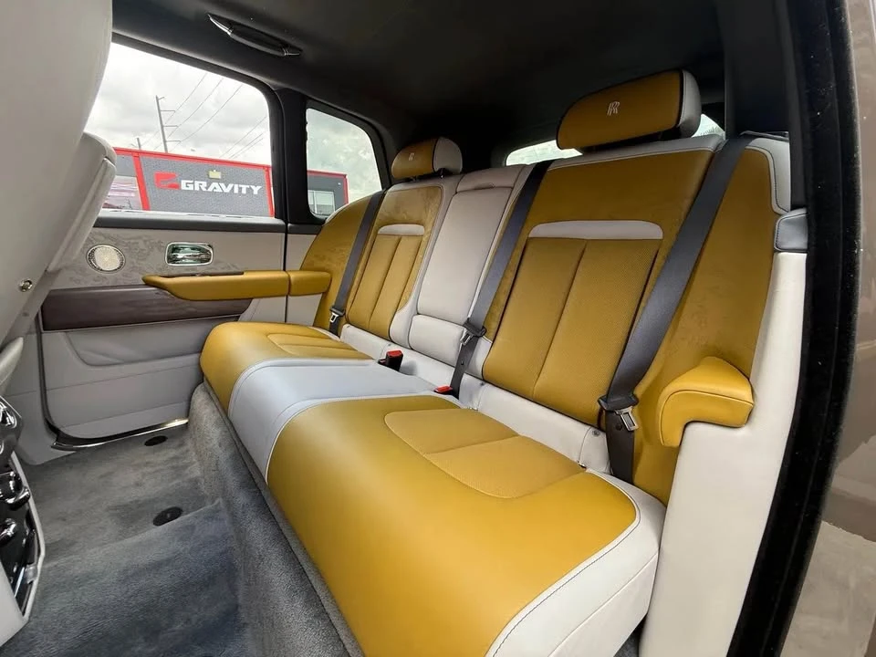 2025 Rolls-Royce Cullinan - Image 12 of 20