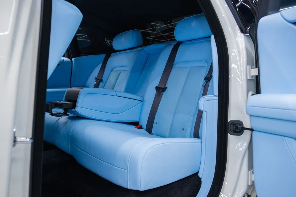 2025 Rolls-Royce Ghost 2nd Gen - Image 15 of 21