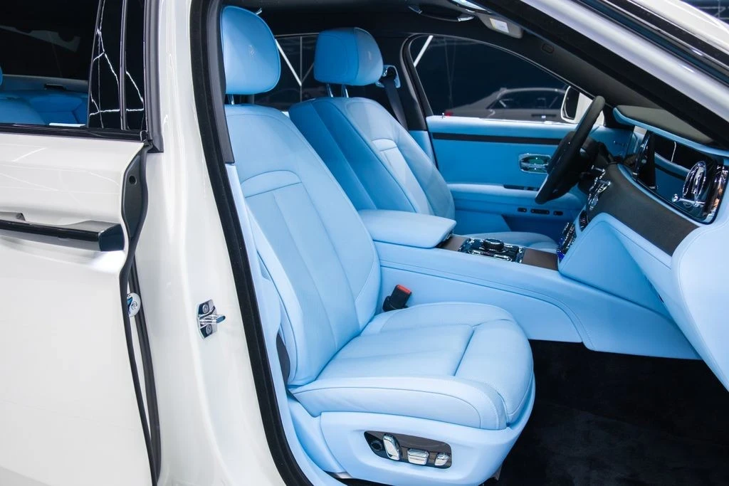 2025 Rolls-Royce Ghost 2nd Gen - Image 20 of 21