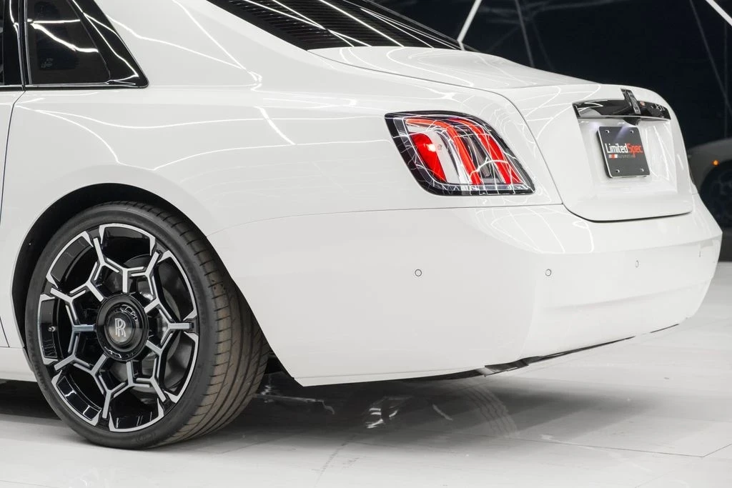 2025 Rolls-Royce Ghost 2nd Gen - Image 9 of 21