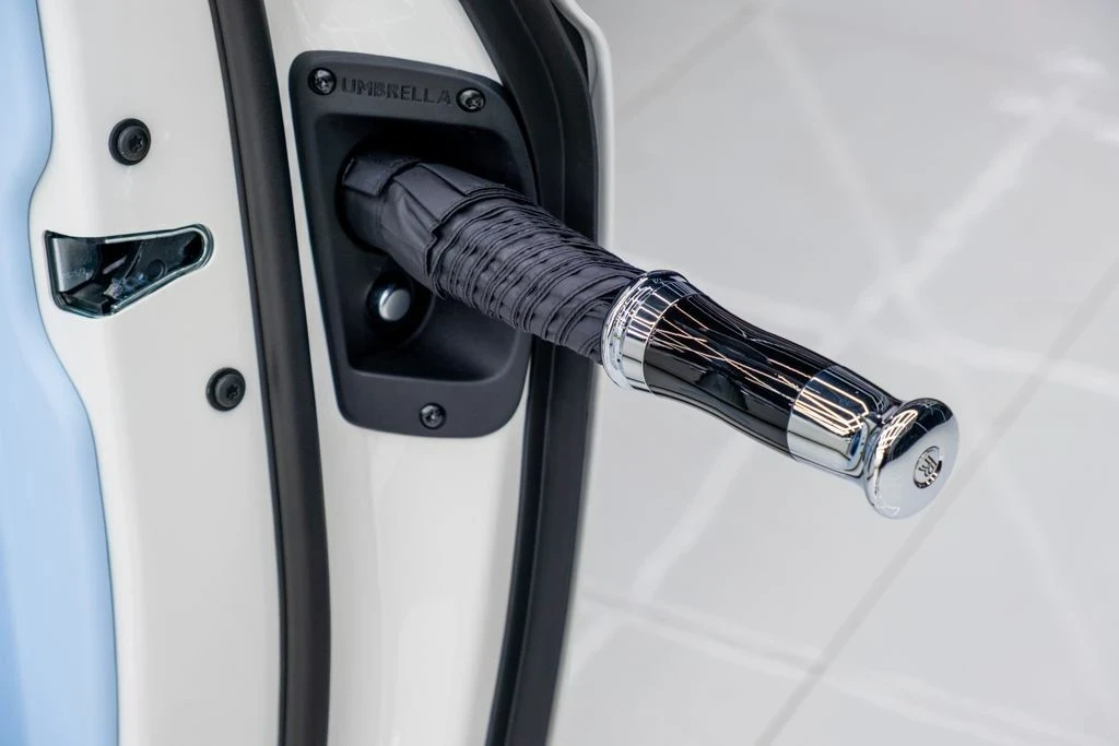 2025 Rolls-Royce Ghost 2nd Gen - Image 18 of 21