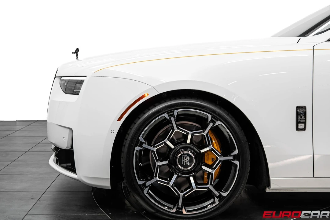 2025 Rolls-Royce Ghost Black Badge 2nd Gen - Image 15 of 31