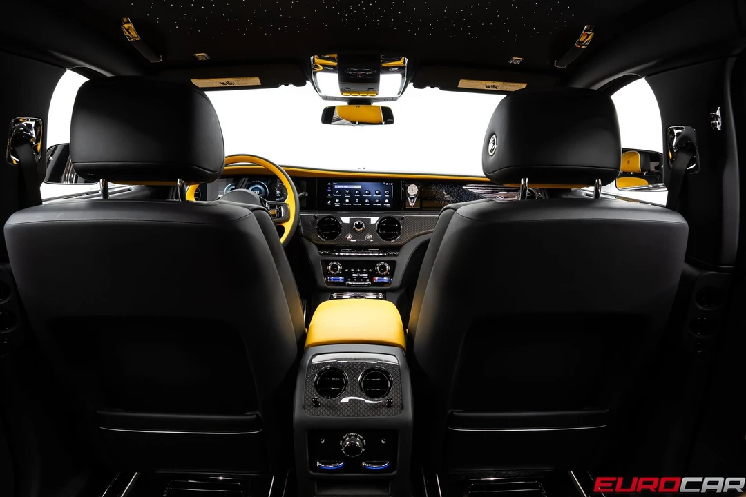 2025 Rolls-Royce Ghost Black Badge 2nd Gen - Image 26 of 31