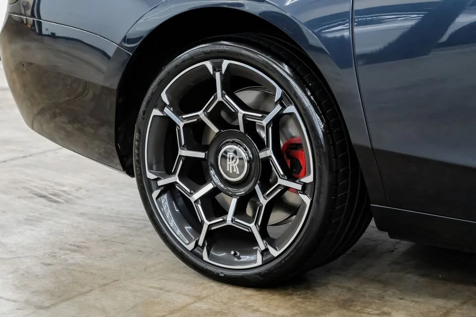 2025 Rolls-Royce Ghost Black Badge 2nd Gen - Image 8 of 20