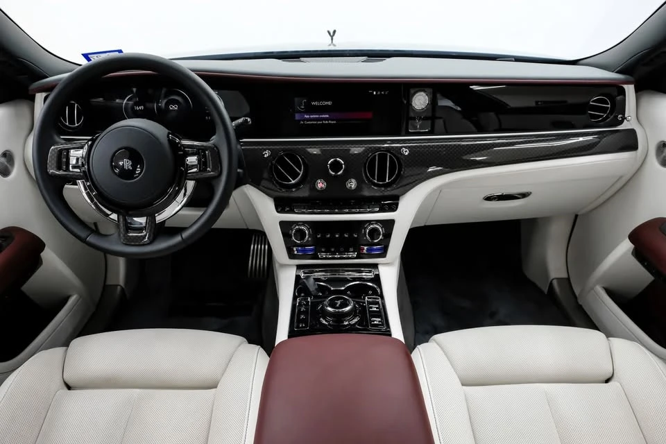 2025 Rolls-Royce Ghost Black Badge 2nd Gen - Image 17 of 20
