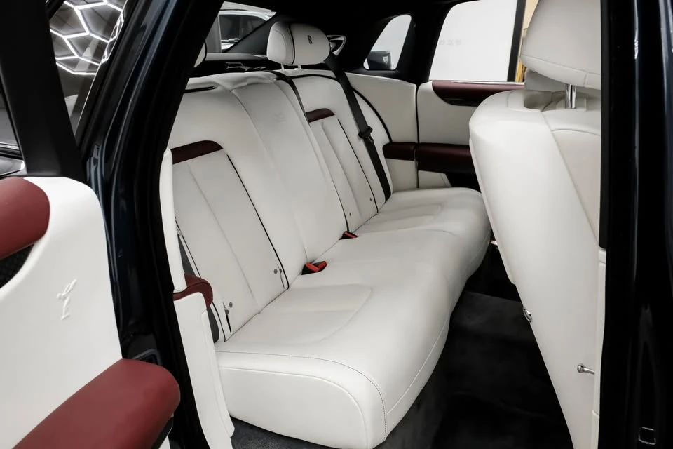 2025 Rolls-Royce Ghost Black Badge 2nd Gen - Image 13 of 20