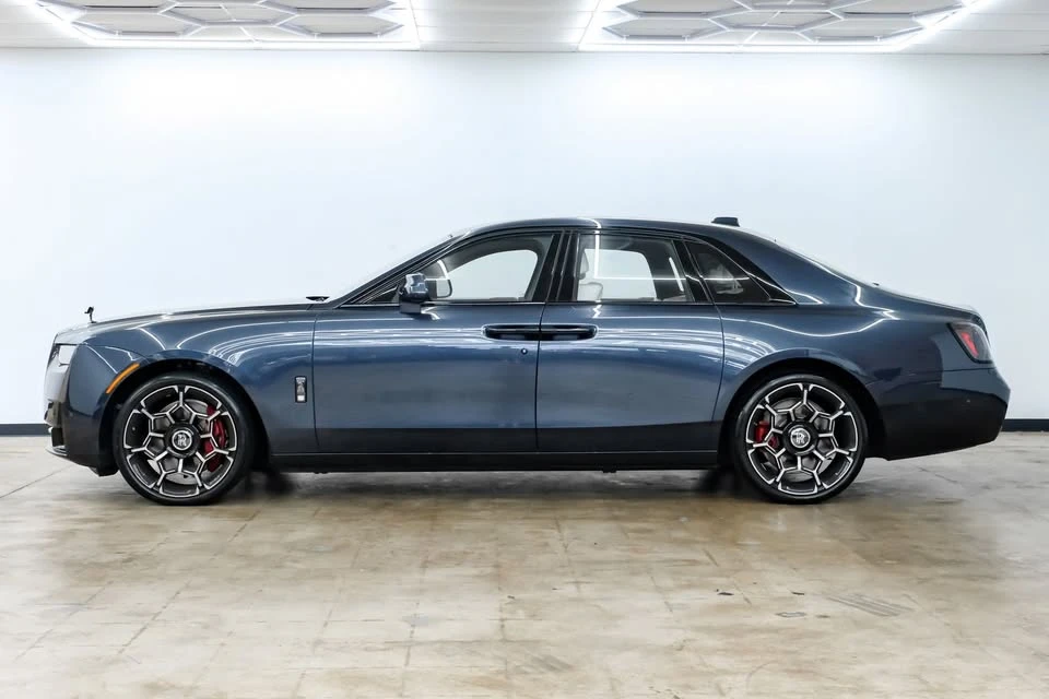 2025 Rolls-Royce Ghost Black Badge 2nd Gen - Image 7 of 20